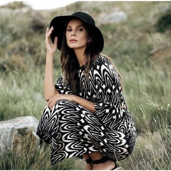 ZARA Cut-Out Printed Dress Long Balloon Sleeve Midi Maxi Dress Geometric Black - Picture 4 of 16